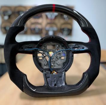 Audi A1 A3 8V A4 B8 A5 A6 4G Carbon Lenkrad Design A709 mit LED und Carbon-Applikation oben und unten