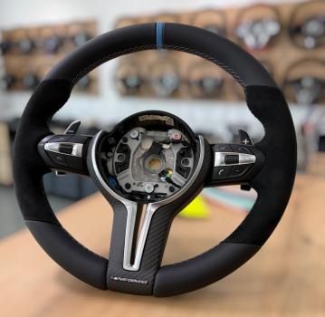 Preview: Handgefertigter Lenkradbezug im Design A663, gefertigt für BMW F20, F21, F30 bis F34, M2, M3, M4