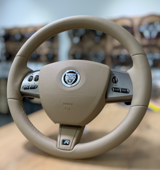 Preview: Lenkrad neu beziehen für Jaguar XK, XF und Varianten, Leder-Bekleidung, handwerklich verarbeitet