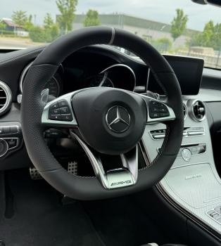 Preview: Handwerklich veredeltes AMG Sportlenkrad für Mercedes W205 und W176, Design A644
