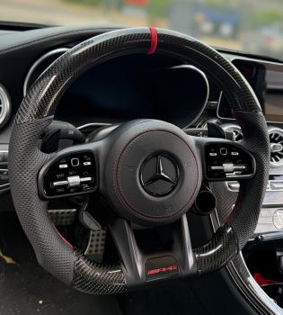 Preview: Sportlich-elegantes Carbon Lenkrad passend für die AMG geprägten Mercedes Baureihen W205 bis W222, Design A654