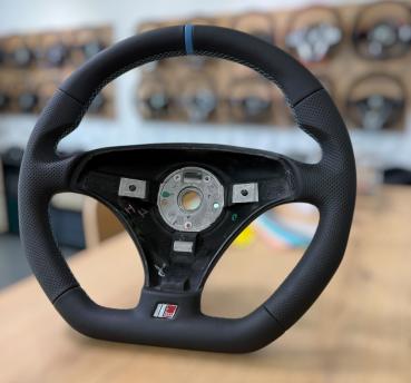 Preview: Tauschlenkrad, in Handarbeit neu bezogen, passend für Audi A3 8L, S4, A4 B5, S8, A8 D2, S6 und A6 C5, Design A657