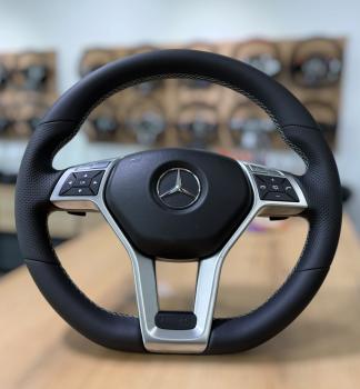 Mercedes-Benz A-Klasse W176 E-Klasse W212 Lederlenkrad neu beziehen, Design A721