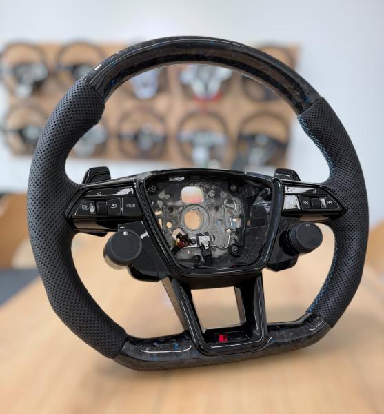 Carbon Lenkrad für Audi A6 S6 RS6 A7 S7 RS7 Q7 SQ7 Q5 SQ5 RS