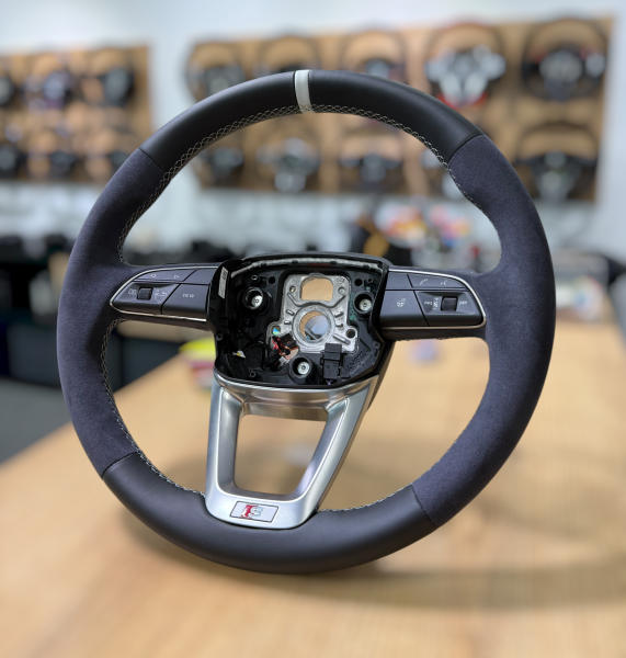 Lenkrad für Audi Q3, Q5, SQ5, Q7 und SQ7, Design A731, mit neu bezogener Oberfläche in Handarbeit