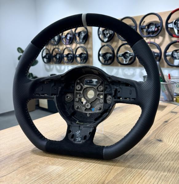 Audi A3 S3 8P R8 Lederlenkrad neu bezogen Design L489