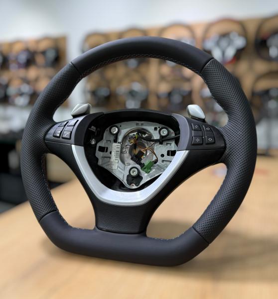 Lenkrad neu beziehen BMW 1er M individuelles Design