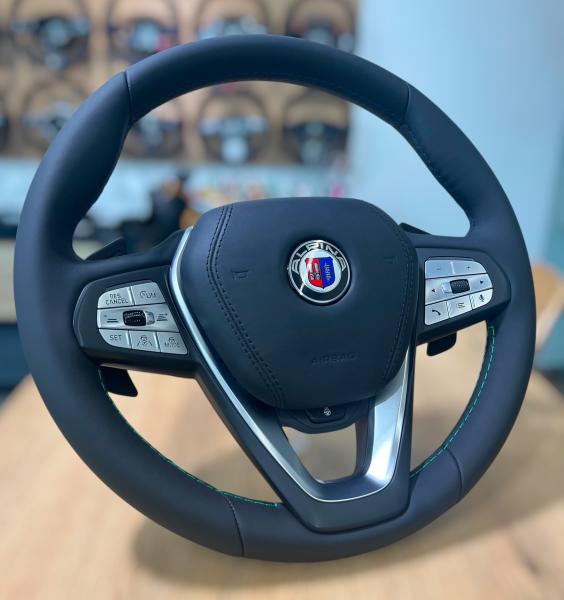 Hochwertiger Lederbezug für das Lenkrad von BMW 5er, 6er GT, 7er, X3 und Alpina, Design A683