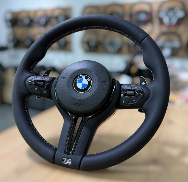 Lenkrad neu beziehen für BMW Sportlimousinen und M-Modelle, Leder-Bekleidung, handwerklich verarbeitet