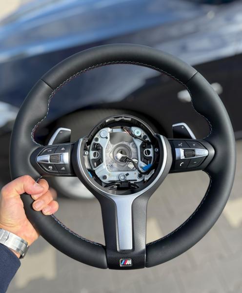 BMW F01, F02, F07, F10, F11, F12, F13 und M Lenkrad neu beziehen, Design A730, für Fahrer, die ihren Innenraum individuell gestalten möchten