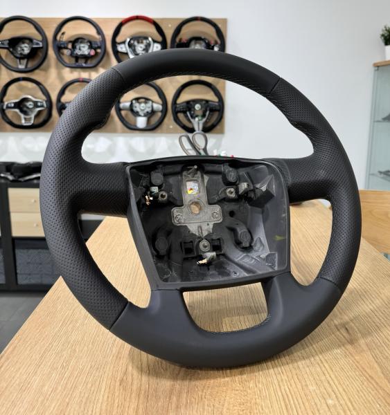 Fiat Ducato Lederlenkrad neu bezogen Design L184
