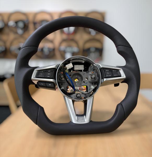 Mazda MX-5 NC Lenkrad neu beziehen Design A617