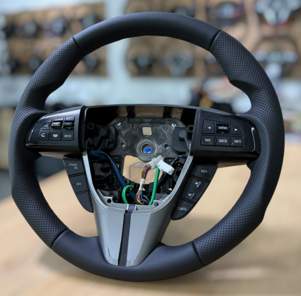 Lenkrad neu beziehen für Mazda CX-7, Leder-Bekleidung, handwerklich verarbeitet