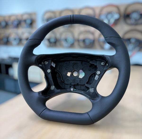 Mercedes E Klasse Alcantara Lenkrad Design A598