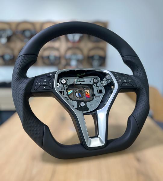 Hochwertiges Lederlenkrad passend für Mercedes C63, E-Klasse, SL und weitere Modelle, Design A714