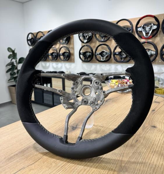 Porsche Panamera Leder Alcantara Lenkrad Design L229