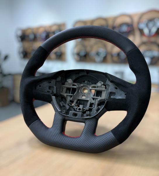 Nissan NV300 Leder Lenkrad Design A593