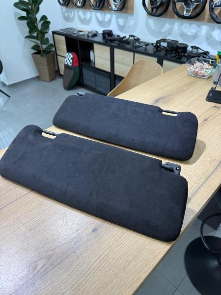 Maserati Sonnenblende neu beziehen, Alcantara Sonnenblende, Maserati Innenraum Alcantara, Sonnenblende Veredelung, Alcantara Nachrüstung, Sonnenblende Maserati Ghibli, Maserati GranTurismo Sonnenblende, Alcantara Maserati Innenraum