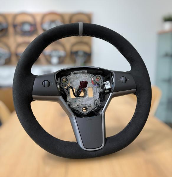 Tesla Model Y Lenkrad neu beziehen Design A606