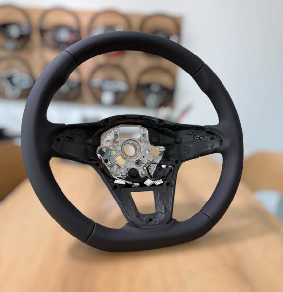 VW ID.3 Lenkrad neu beziehen Design A631