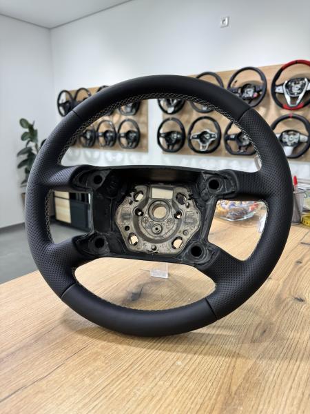 VW T4 Multivan Caravelle Lenkrad aus Leder oder Alcantara Design L171A